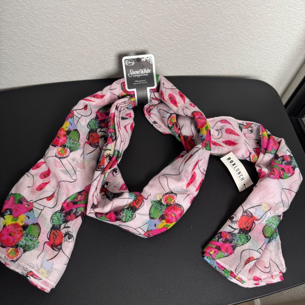 Disney Snow White Scarf Womens OS Pink Floral Portrait Oblong BoxLunch NWT